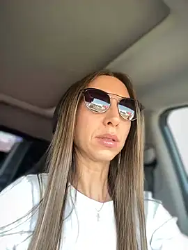 EvaCatt online show from March 2025 06:20:02 AM