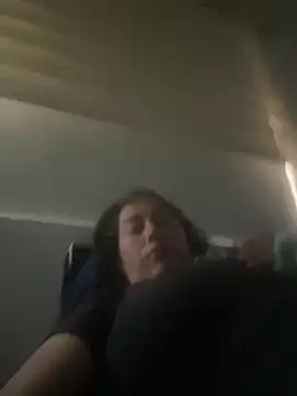 Snapshot of andreaisis2 chatting on March 2025 09:08:02 PM andreaisis2 online show from March 2025 09:08:02 PM