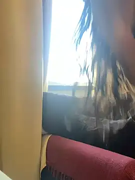 Snapshot of bea3liz chatting on January 2025 05:31:02 PM bea3liz online show from January 2025 05:31:02 PM