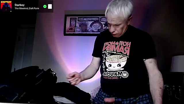 Snapshot of Snarfle82 chatting on November 2025 05:36:02 PM Snarfle82 online show from November 2025 05:36:02 PM