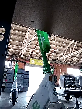 Snapshot of Daddy_hook chatting on December 2024 09:28:01 PM Daddy hook online show from December 2024 09:28:01 PM