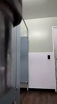 Snapshot of Daddy_hook chatting on December 2024 06:17:01 PM Daddy hook online show from December 2024 06:17:01 PM