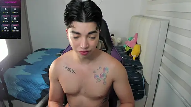 santy7v7 online show from October 2025 01:08:02 PM