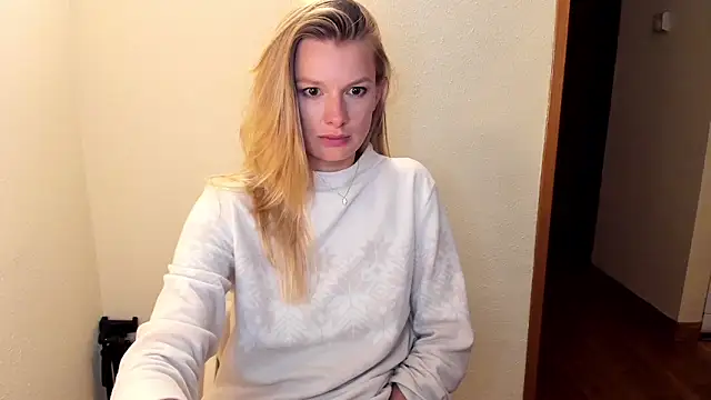 Snapshot of Annloveyou chatting on October 2025 10:47:01 PM Annloveyou online show from October 2025 10:47:01 PM