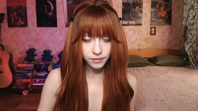 Snapshot of Friendly_Ellie chatting on September 2025 01:21:01 PM Friendly Ellie online show from September 2025 01:21:01 PM