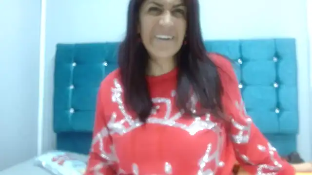 valentinaricothx online show from February 2025 05:11:02 PM