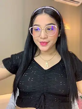 Amandanauty online show from December 2024 10:07:02 PM