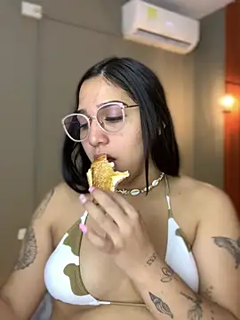 Amandanauty online show from December 2024 03:03:02 AM