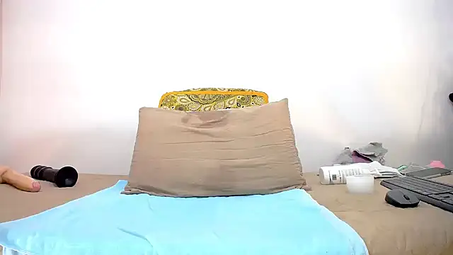 isabella-yumm online show from December 2024 10:26:01 PM