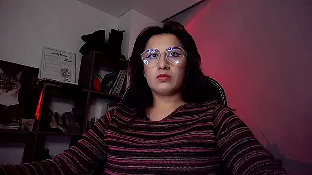 Snapshot of Scarlett_Sen chatting on October 2025 01:56:02 PM Scarlett Sen online show from October 2025 01:56:02 PM