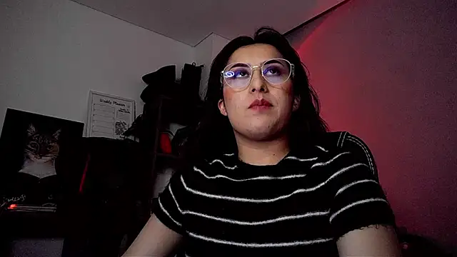 Snapshot of Scarlett_Sen chatting on October 2025 02:51:02 PM Scarlett Sen online show from October 2025 02:51:02 PM