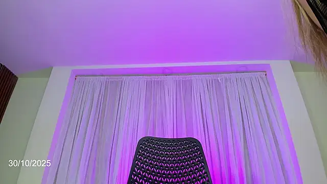 jaddyk  online show from October 2025 09:48:02 PM