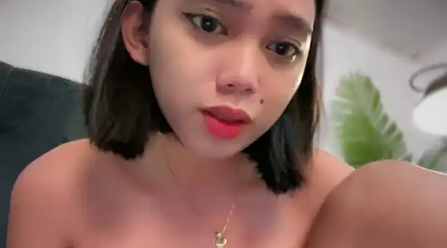 GenesisCastillano online show from February 2025 11:24:02 PM