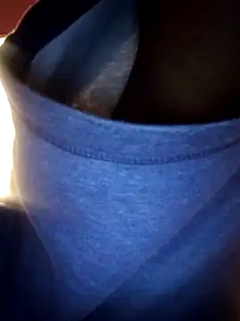 Snapshot of dro6969 chatting on November 2025 05:17:01 AM dro6969 online show from November 2025 05:17:01 AM