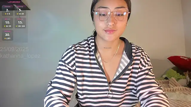 Snapshot of Katharina_Lopez chatting on September 2025 09:46:02 AM Katharina Lopez online show from September 2025 09:46:02 AM