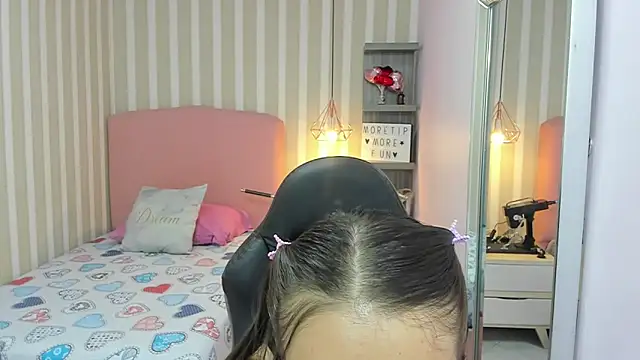 LORELAIGIVEN online show from January 2025 12:26:01 PM