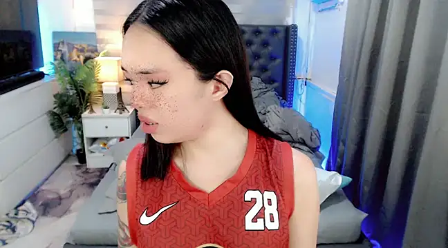 Snapshot of SweetCheska19 chatting on February 2025 02:17:02 AM SweetCheska19 online show from February 2025 02:17:02 AM