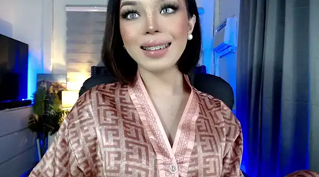 Snapshot of SweetCheska19 chatting on March 2025 11:32:01 PM SweetCheska19 online show from March 2025 11:32:01 PM