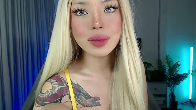 Snapshot of SweetCheska19 chatting on September 2025 07:13:02 PM SweetCheska19 online show from September 2025 07:13:02 PM