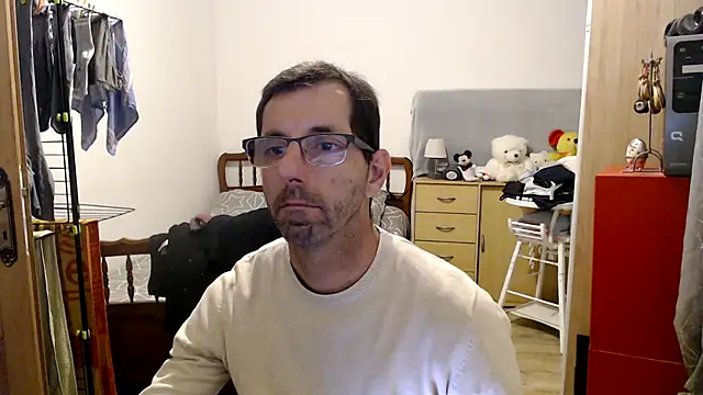 Snapshot of steph19x5 chatting on December 2024 05:21:02 PM steph19x5 online show from December 2024 05:21:02 PM