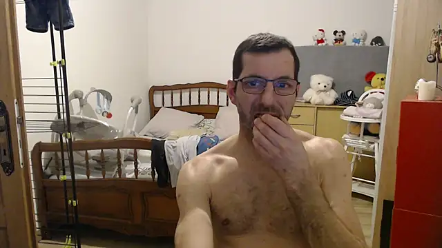Snapshot of steph19x5 chatting on January 2025 05:35:02 PM steph19x5 online show from January 2025 05:35:02 PM
