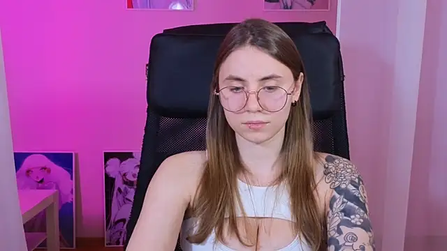  AnnaStark  online show from December 2024 12:02:02 AM