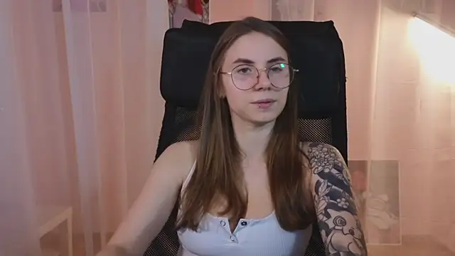  AnnaStark  online show from December 2024 03:50:02 AM