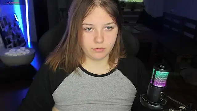 XNirvanaX online show from September 2025 04:03:01 AM