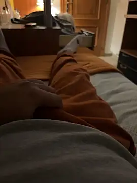 Snapshot of alex21017 chatting on November 2025 02:12:01 AM alex21017 online show from November 2025 02:12:01 AM