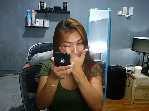 Snapshot of luxxy_grand chatting on November 2025 06:07:01 PM luxxy grand online show from November 2025 06:07:01 PM