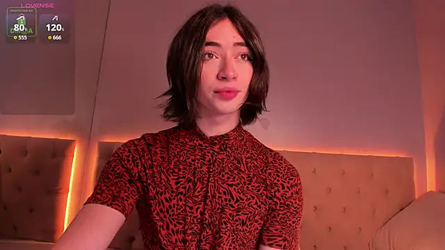 NickieRainer online show from October 2025 04:36:01 AM