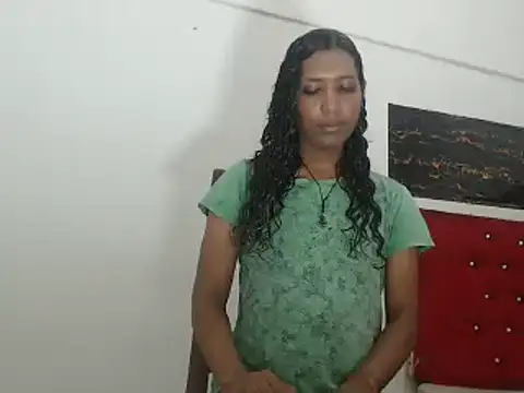 Snapshot of shairaStarr chatting on December 2024 03:05:02 PM shairaStarr online show from December 2024 03:05:02 PM