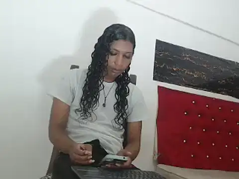 Snapshot of shairaStarr chatting on December 2024 03:22:01 PM shairaStarr online show from December 2024 03:22:01 PM