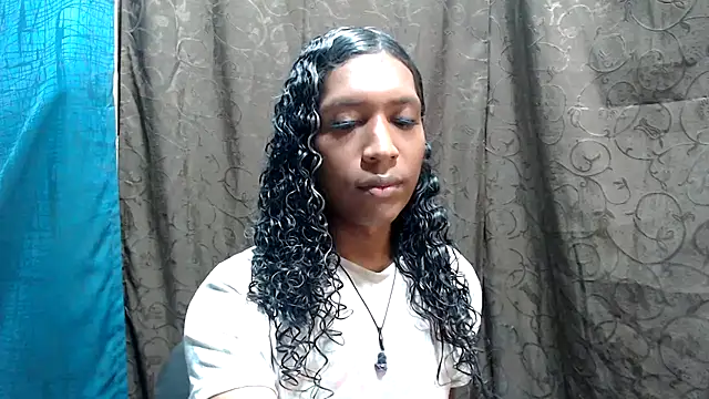 Snapshot of shairaStarr chatting on October 2025 03:15:02 AM shairaStarr online show from October 2025 03:15:02 AM