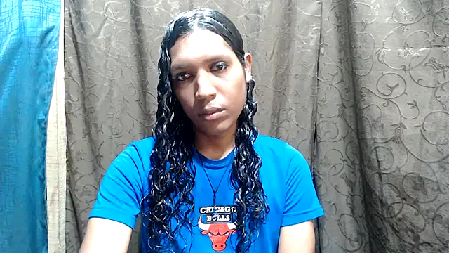 Snapshot of shairaStarr chatting on October 2025 07:44:02 PM shairaStarr online show from October 2025 07:44:02 PM