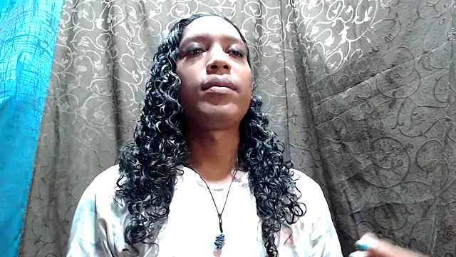 Snapshot of shairaStarr chatting on October 2025 01:23:01 PM shairaStarr online show from October 2025 01:23:01 PM