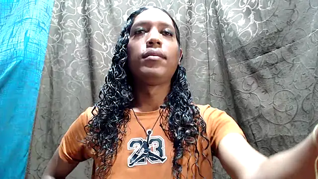 Snapshot of shairaStarr chatting on October 2025 01:53:02 AM shairaStarr online show from October 2025 01:53:02 AM