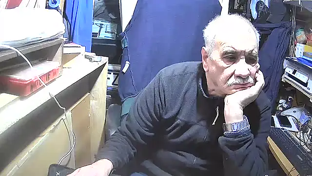 nonnomaturobisex online show from January 2025 09:02:02 AM