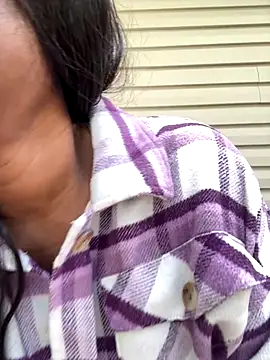 Snapshot of Tikalalin chatting on September 2025 06:46:02 PM Tikalalin online show from September 2025 06:46:02 PM