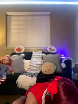 Snapshot of Tikalalin chatting on October 2025 04:20:02 AM Tikalalin online show from October 2025 04:20:02 AM