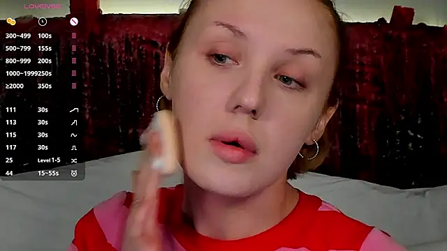 LianaFord online show from November 2025 08:44:01 PM