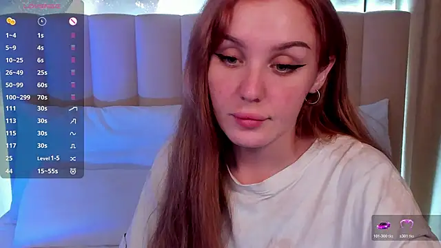 LianaFord online show from November 2025 11:16:01 PM