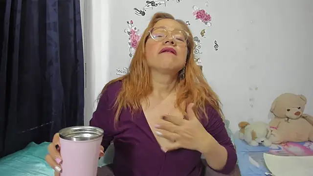 Snapshot of anthonela_mature_ chatting on October 2025 06:17:02 PM anthonela mature online show from October 2025 06:17:02 PM