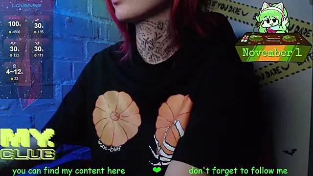 Snapshot of Witch_Emma chatting on November 2025 10:17:01 AM Witch Emma online show from November 2025 10:17:01 AM