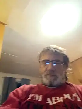 Snapshot of OralDesires2 chatting on November 2025 10:42:02 PM OralDesires2 online show from November 2025 10:42:02 PM