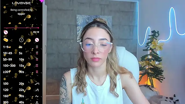 barbie scoth  online show from December 2024 08:37:01 PM