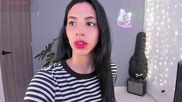 Snapshot of labrika_ chatting on October 2025 08:49:02 PM labrika online show from October 2025 08:49:02 PM