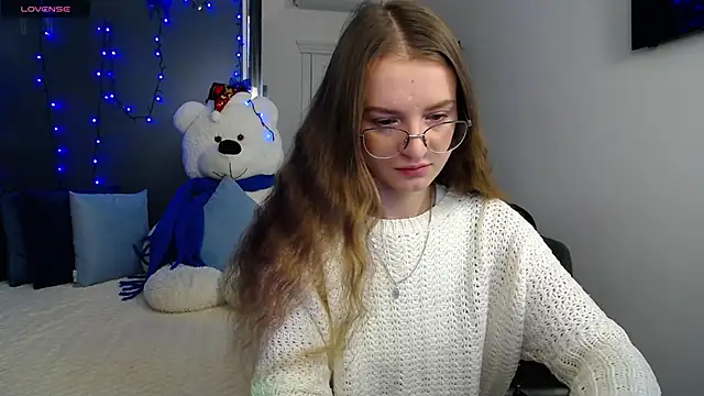 KateJonson online show from December 2024 07:47:02 AM