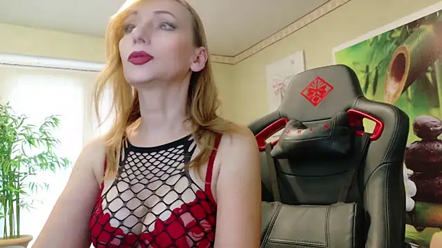 Snapshot of HotLana69 chatting on February 2025 03:50:02 PM HotLana69 online show from February 2025 03:50:02 PM