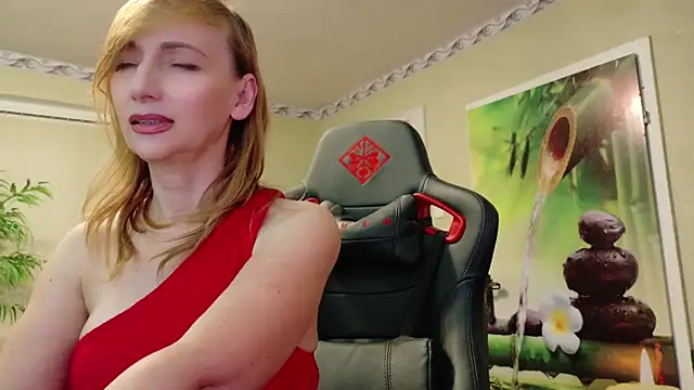 Snapshot of HotLana69 chatting on February 2025 05:35:01 PM HotLana69 online show from February 2025 05:35:01 PM